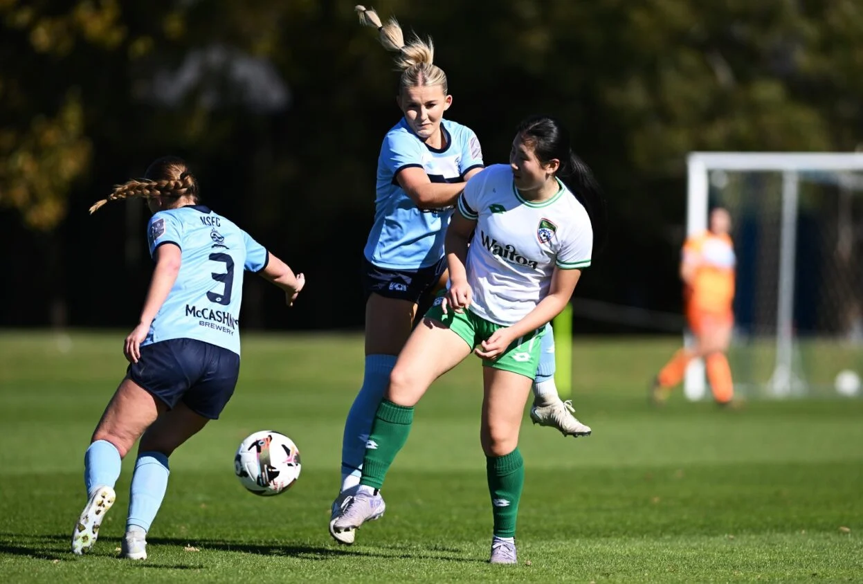 Suburbs Women open Southern League campaign