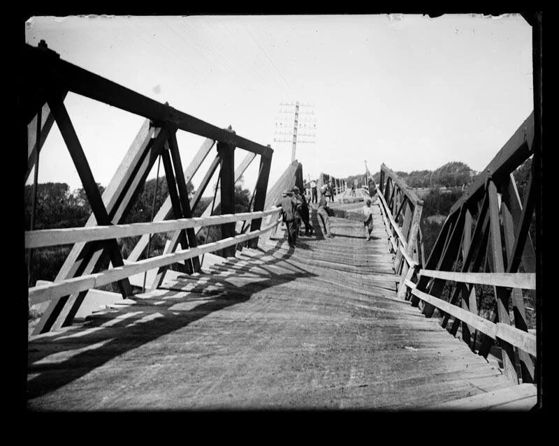 Motueka Riwaka bridge history and river crossings