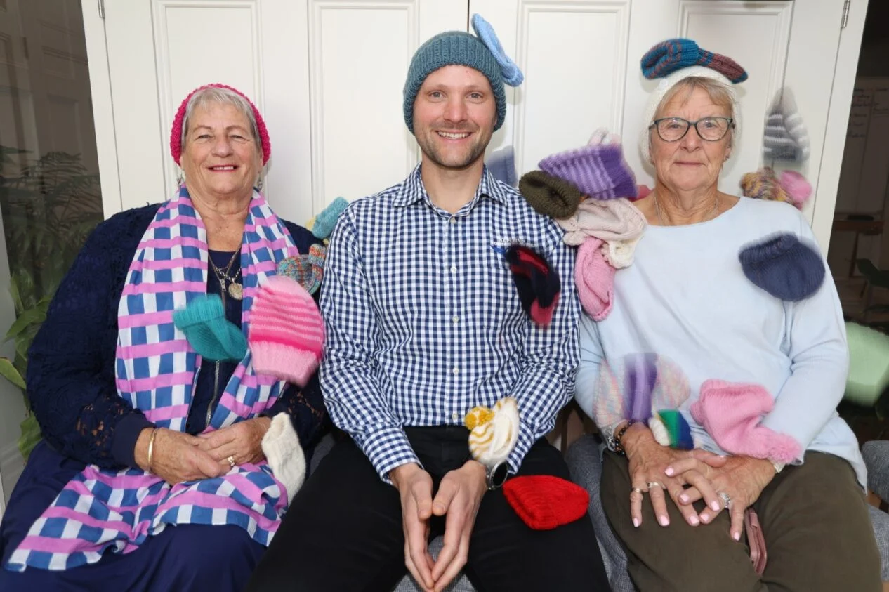 Beanies donated to New Zealand Flying Doctors
