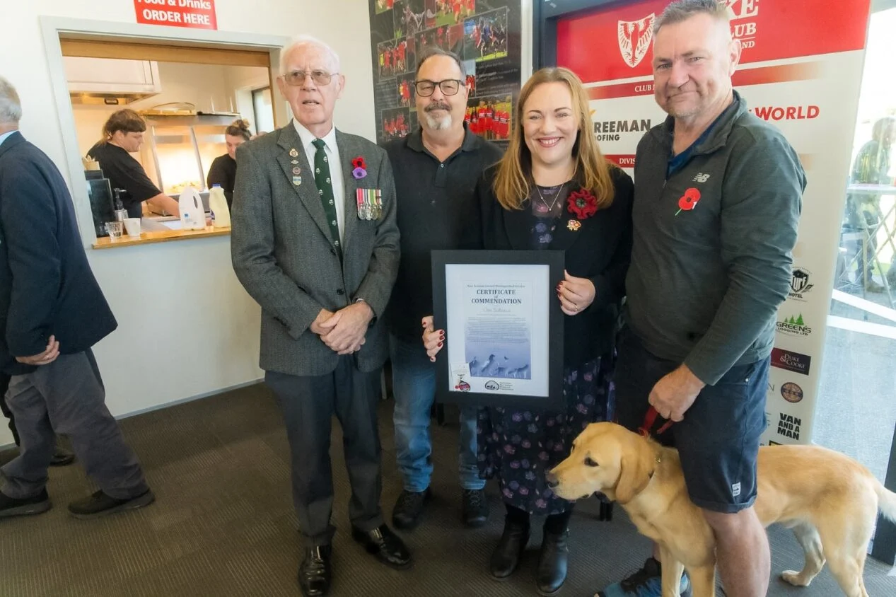 Nelson dog tracker receives animal service award