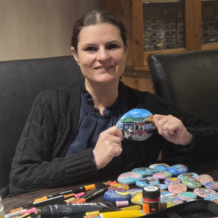 Marcia Kotze spreads kindness with rock art