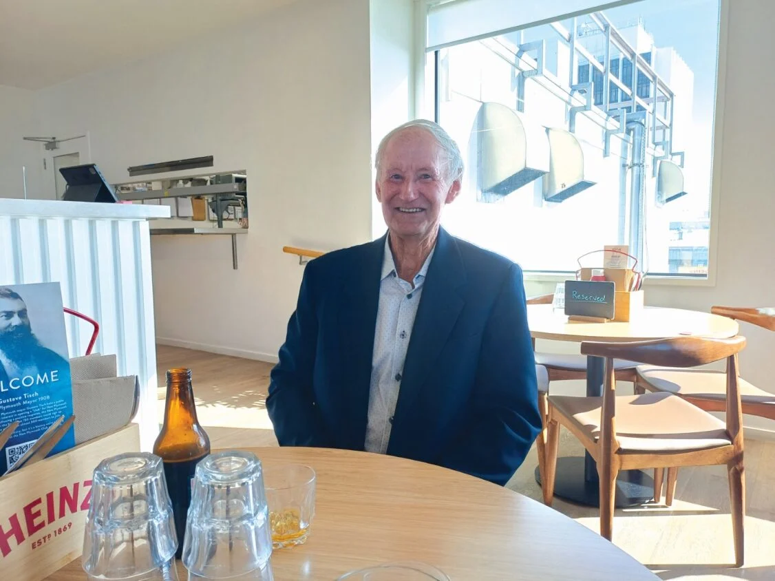 Wakefield Bowling Club volunteer wins national award