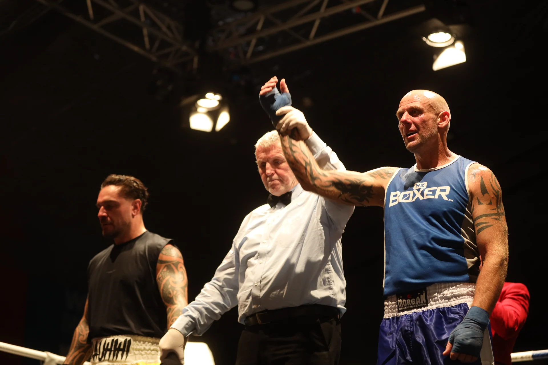 Dad’s boxing bet earns gold