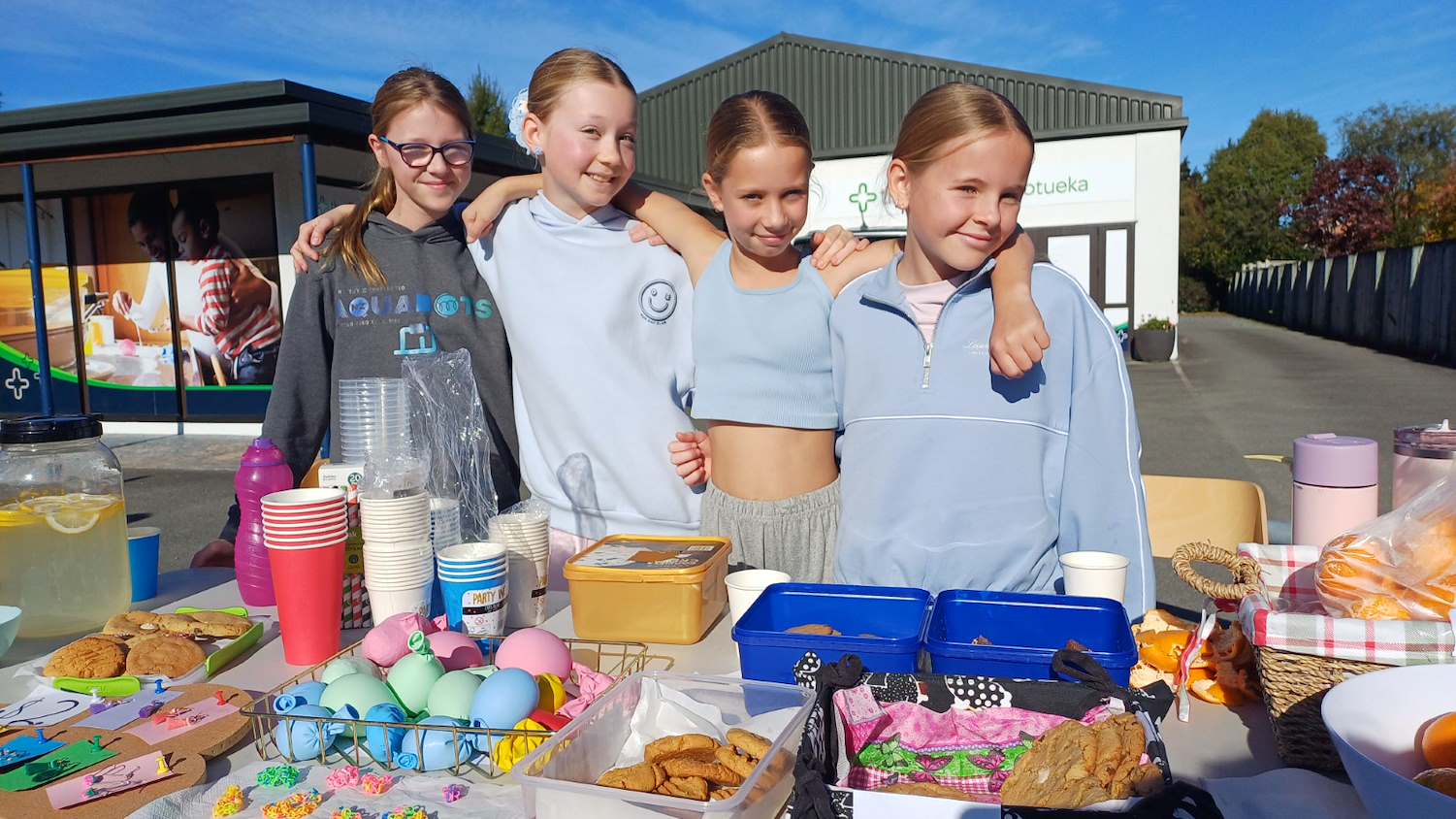 Lower Moutere students raise hospice funds
