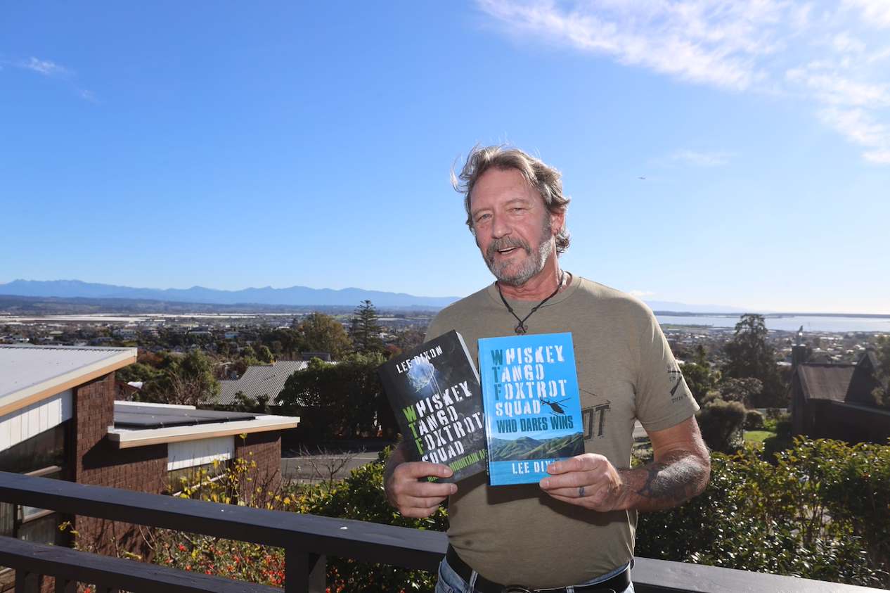 Lee Dixon builds thriller trilogy