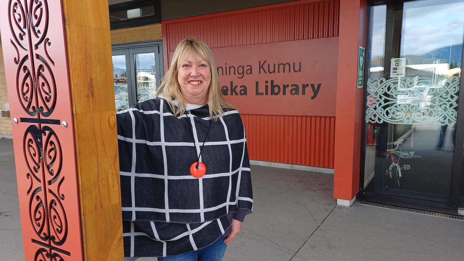 Motueka library service centre move defended