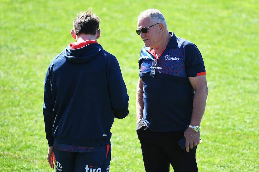 Rugby clubs back former TRU chief