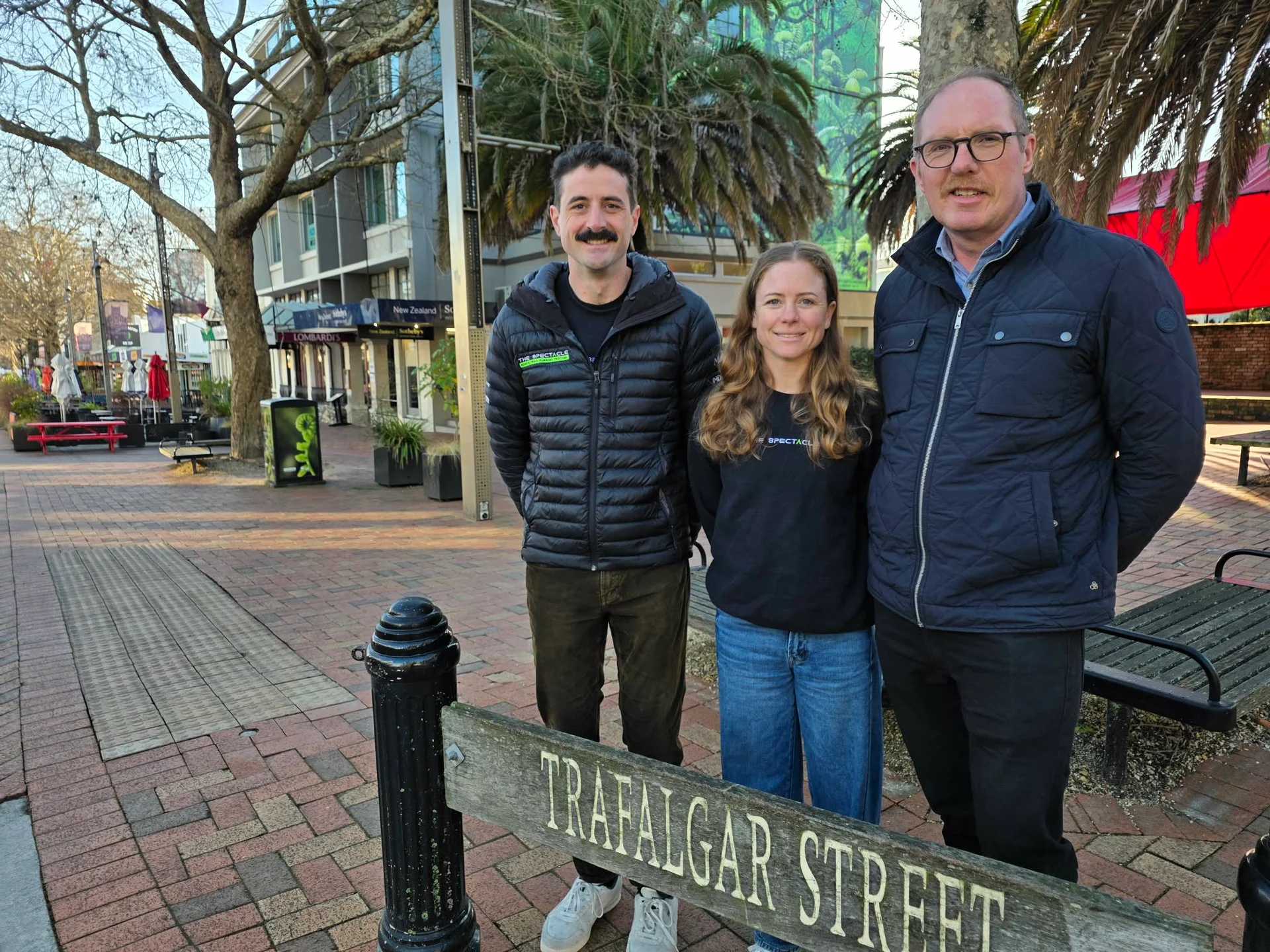 Spectacle turns kilometres into community support