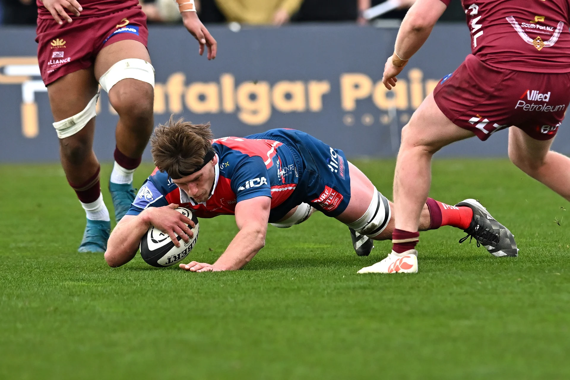 Tasman Mako overcome early setbacks to round up Stags