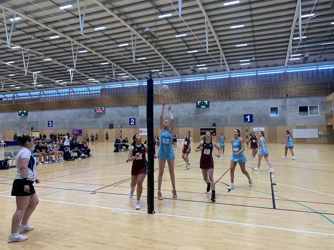 Emelia Ainley returns to face Nayland