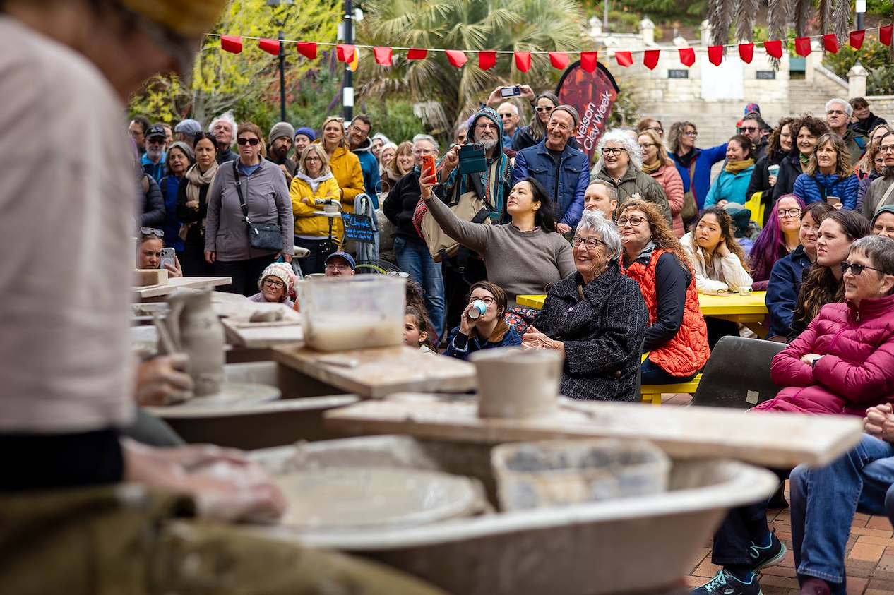 Nelson Clay Week draws crowds and creators