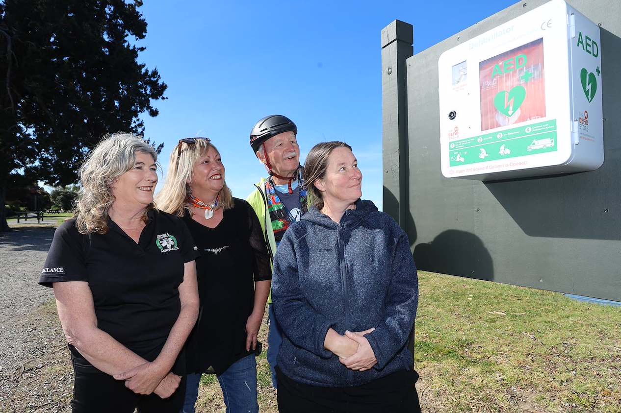 AED installed at Motueka Saltwater Baths