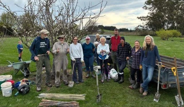 Tasman orchard gains 25 community fruit trees