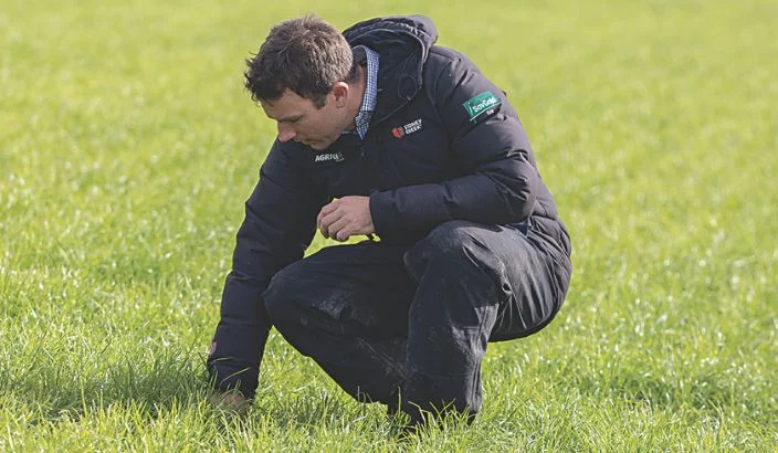 Why score your pasture in winter?