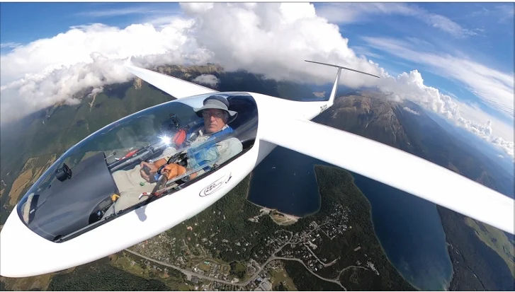 St Arnaud skies open to newcomers