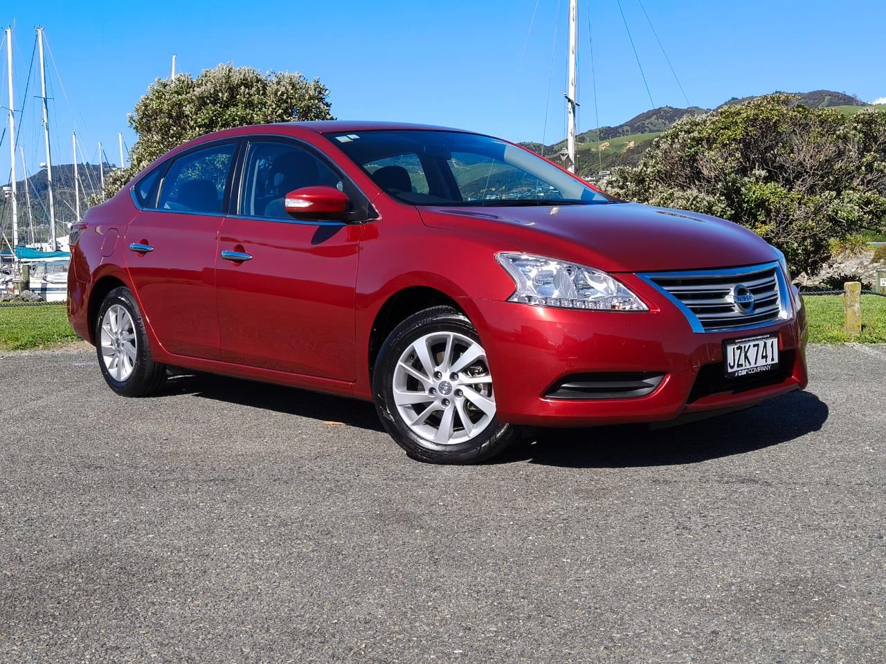 2016 Nissan Pulsar ST - View 1
