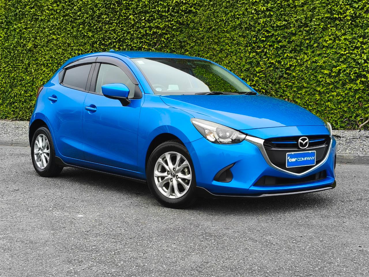 2016 Mazda Demio - View 1