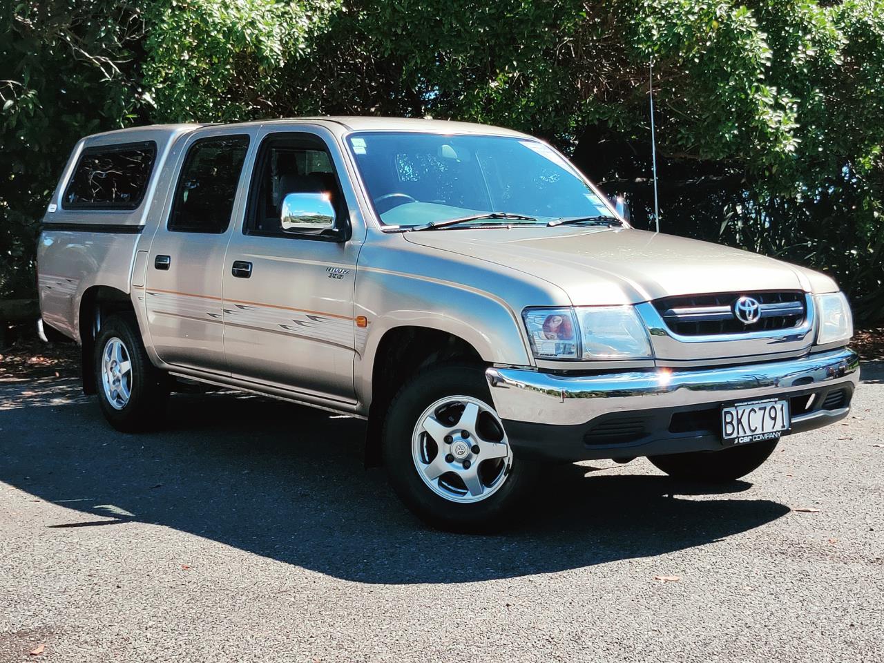 2003 Toyota Hilux - View 1