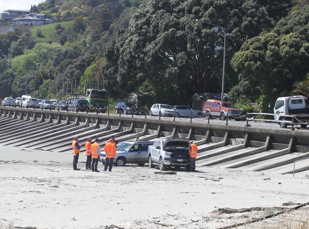 Four injured in beach crash