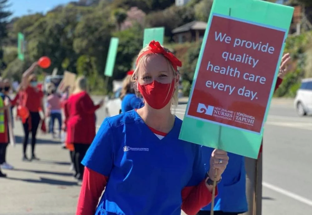 Nurses strike to close pay gap