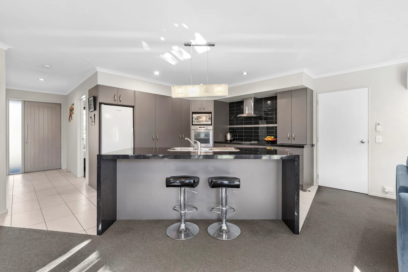 12 Curtis Street, Stoke, Nelson, 7011 - Thumbnail 3