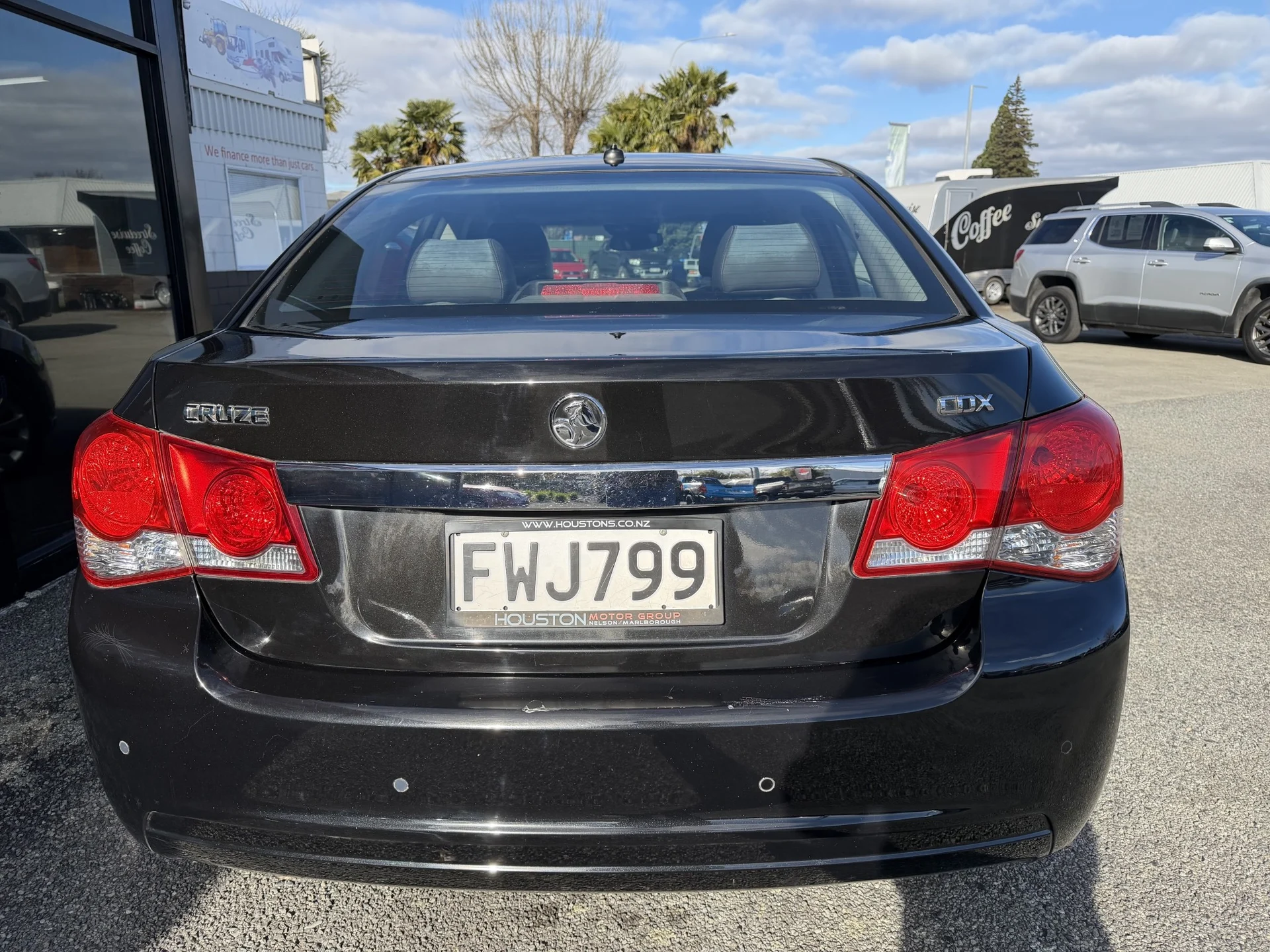 2011 Holden Cruze CDX 1.8 AT - Thumbnail 3