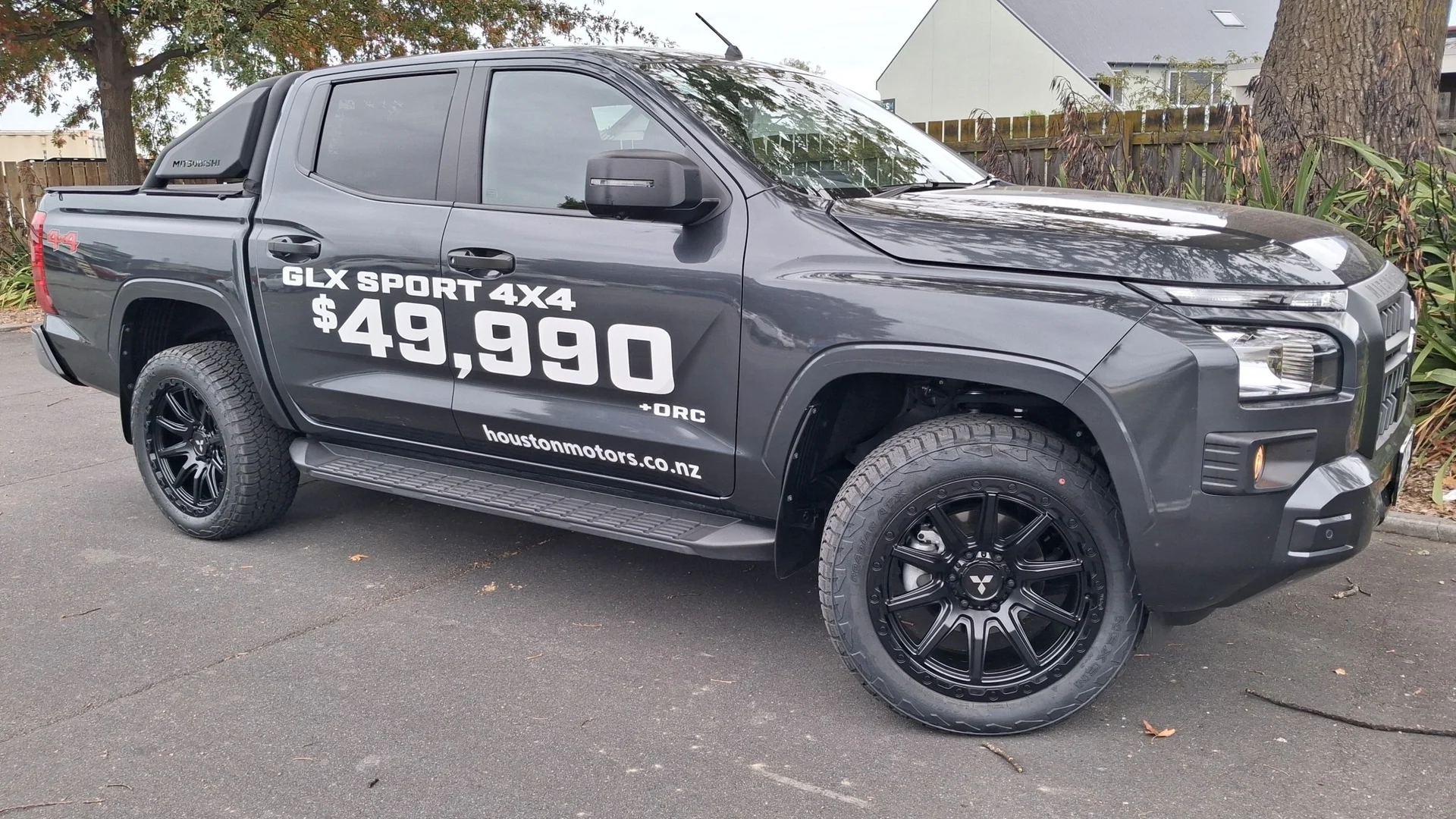 2025 Mitsubishi Triton