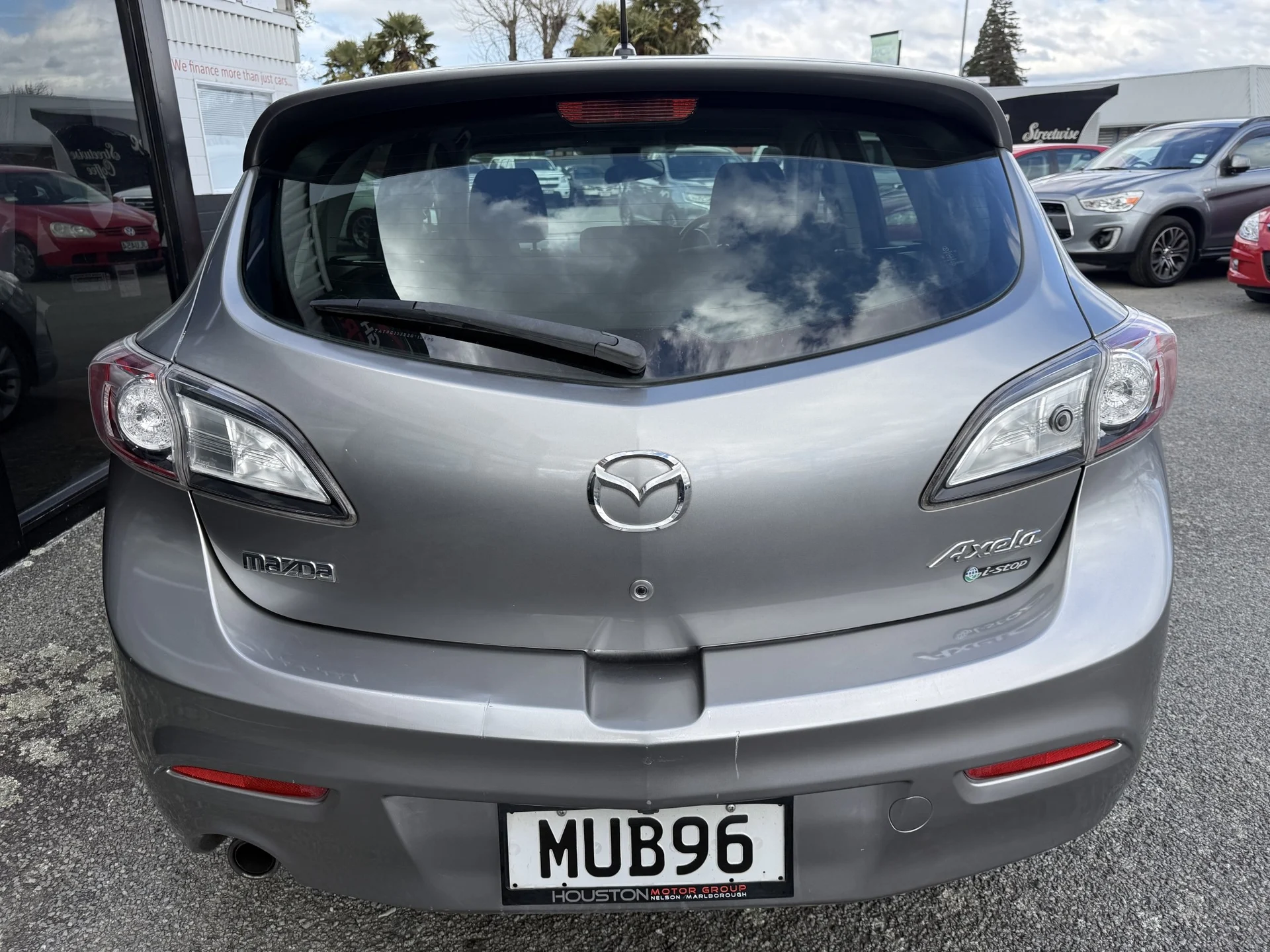 2010 Mazda Axela - Thumbnail 3