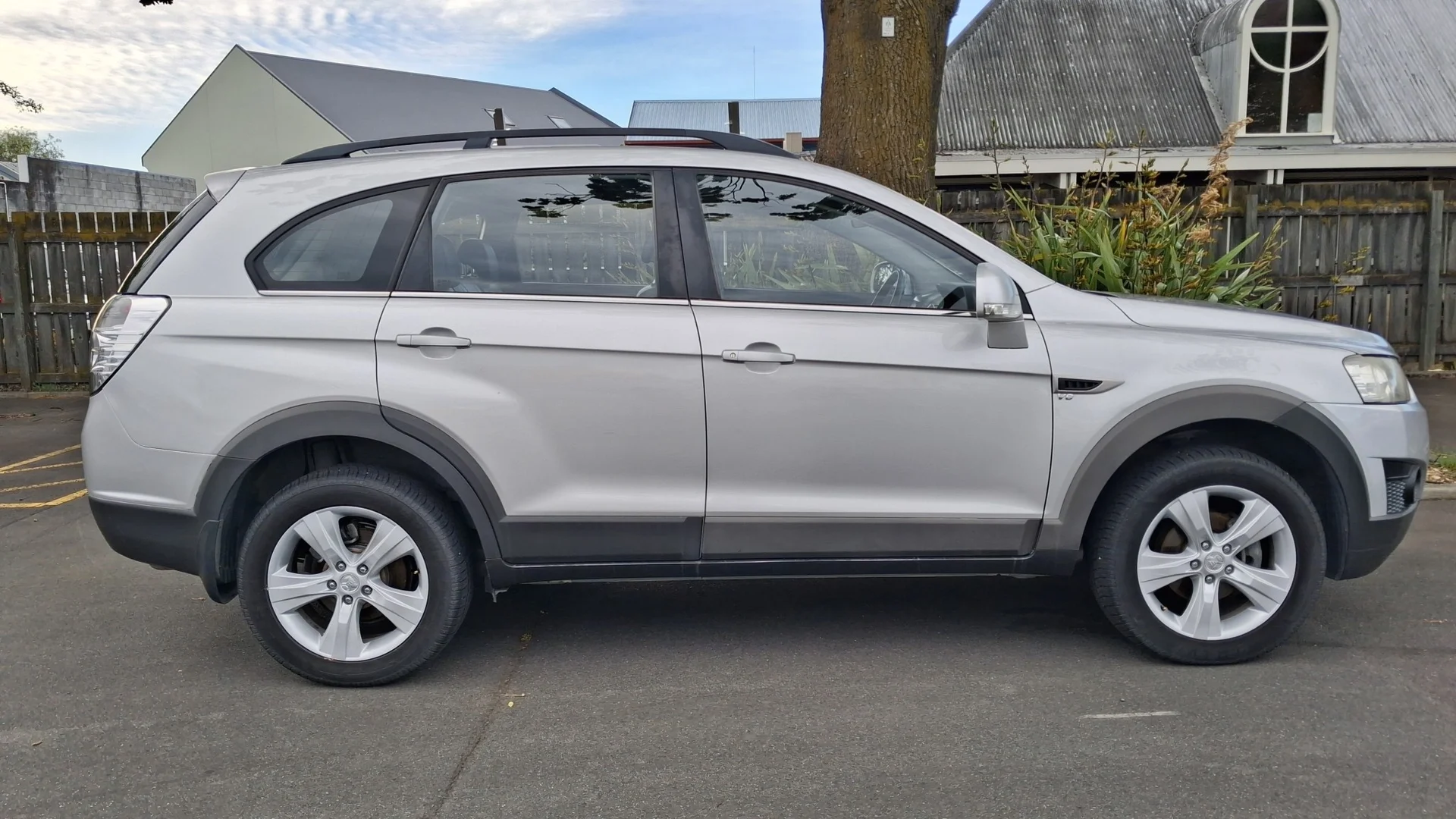 2012 Holden Captiva - Thumbnail 2