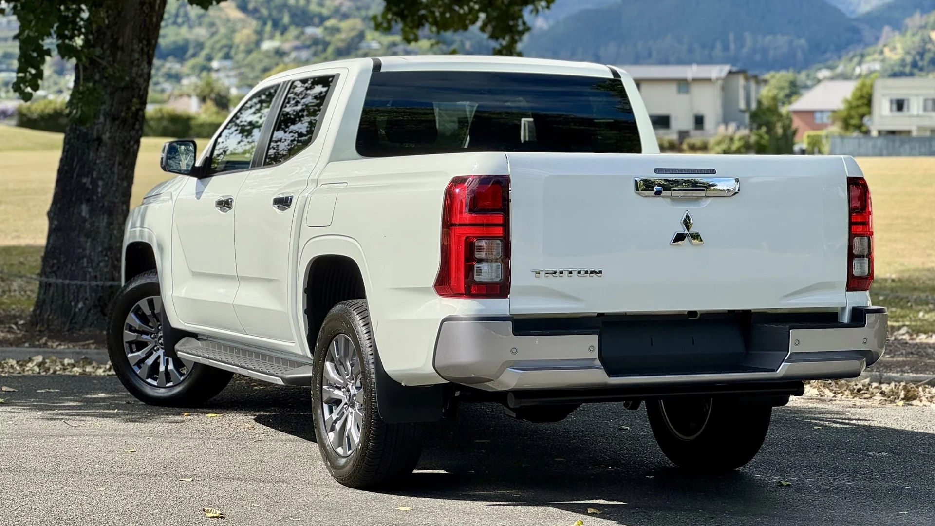 2026 Mitsubishi Triton - Thumbnail 3