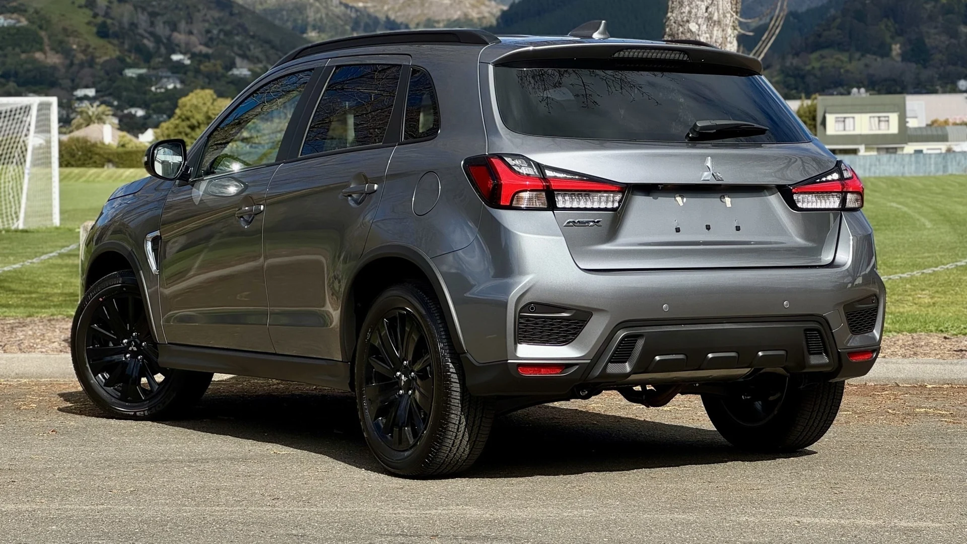 2025 Mitsubishi ASX - Thumbnail 2