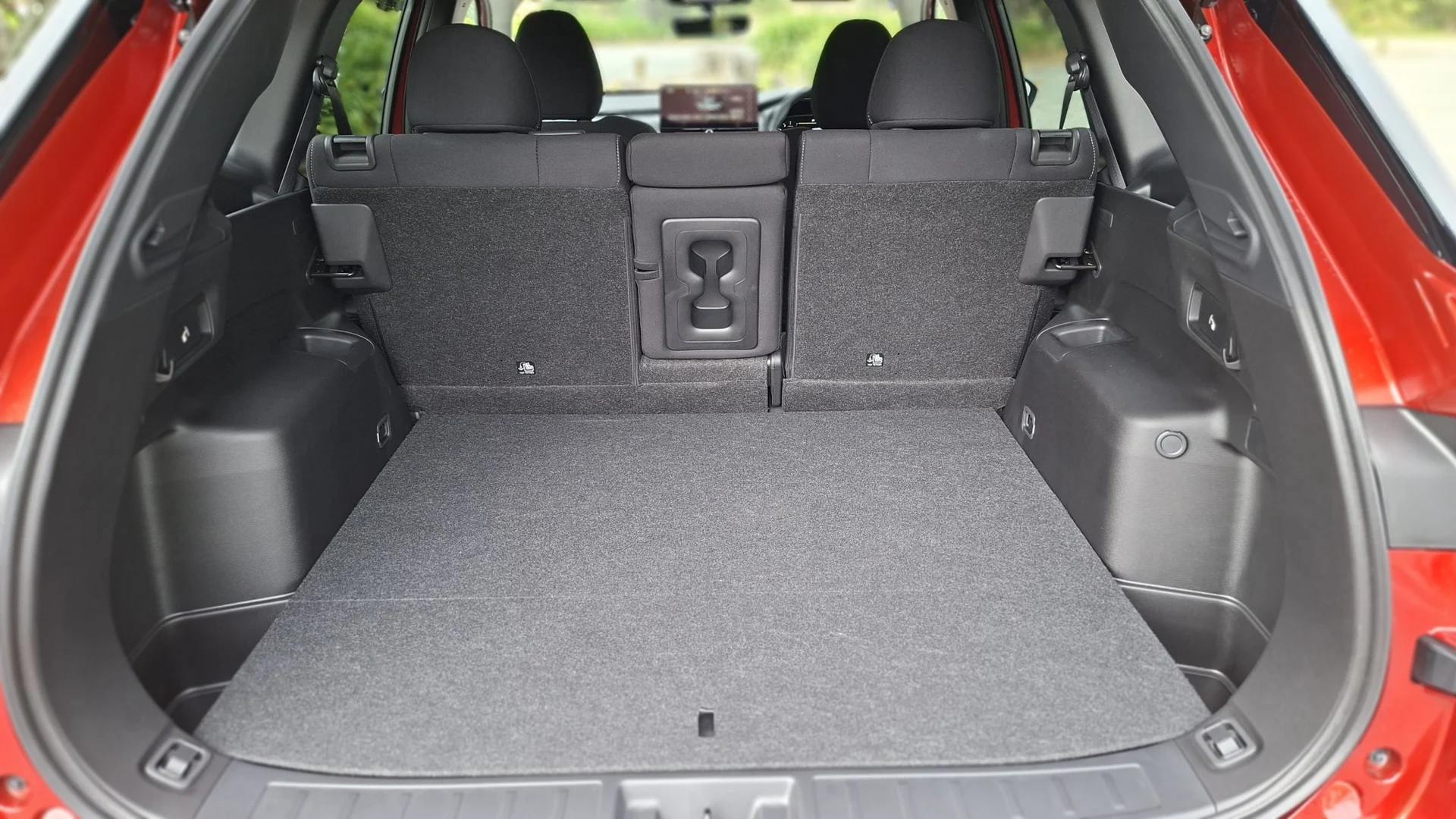 2026 Mitsubishi Outlander - Thumbnail 3