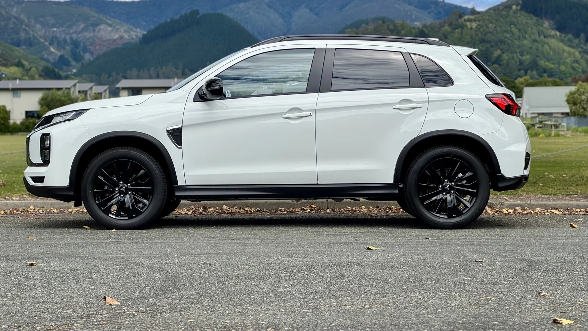 2026 Mitsubishi ASX - Thumbnail 3