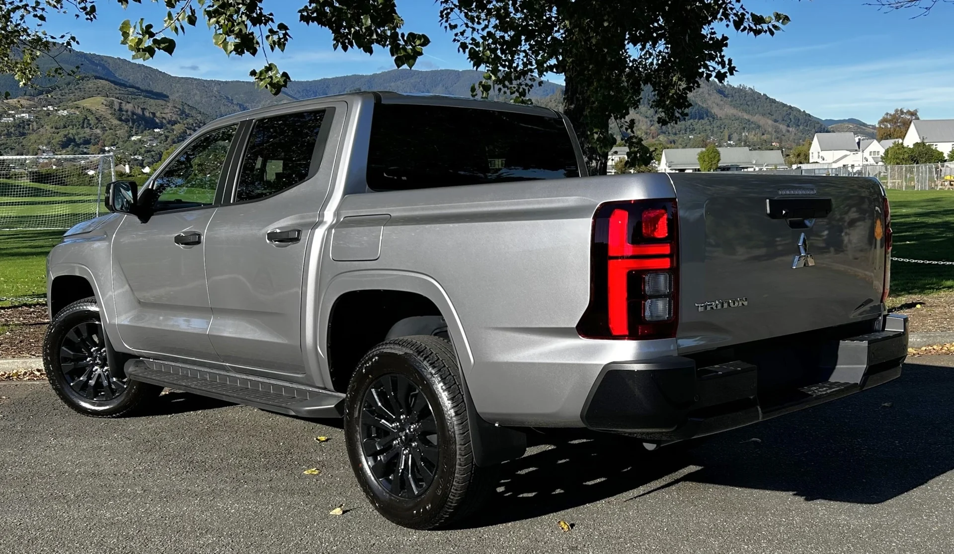 2026 Mitsubishi Triton - Thumbnail 3