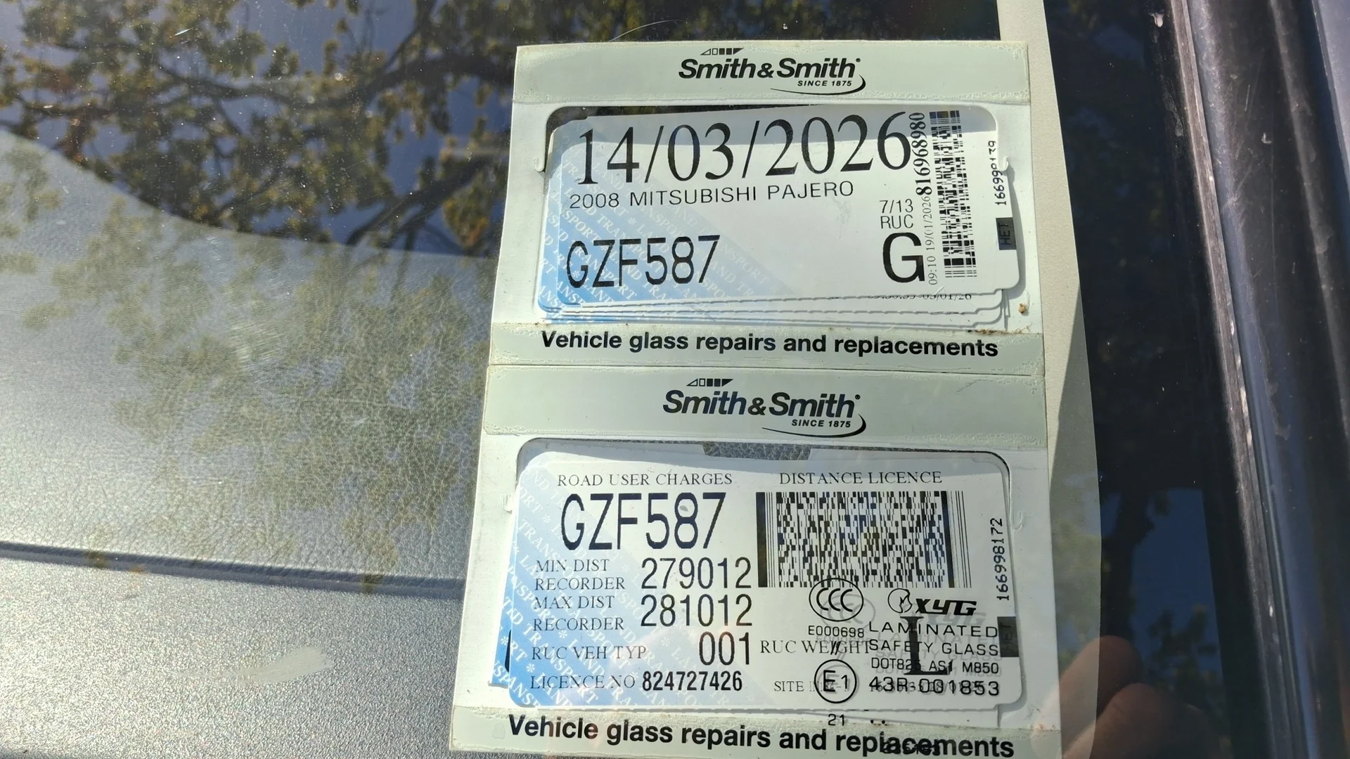 2008 Mitsubishi Pajero - Thumbnail 3