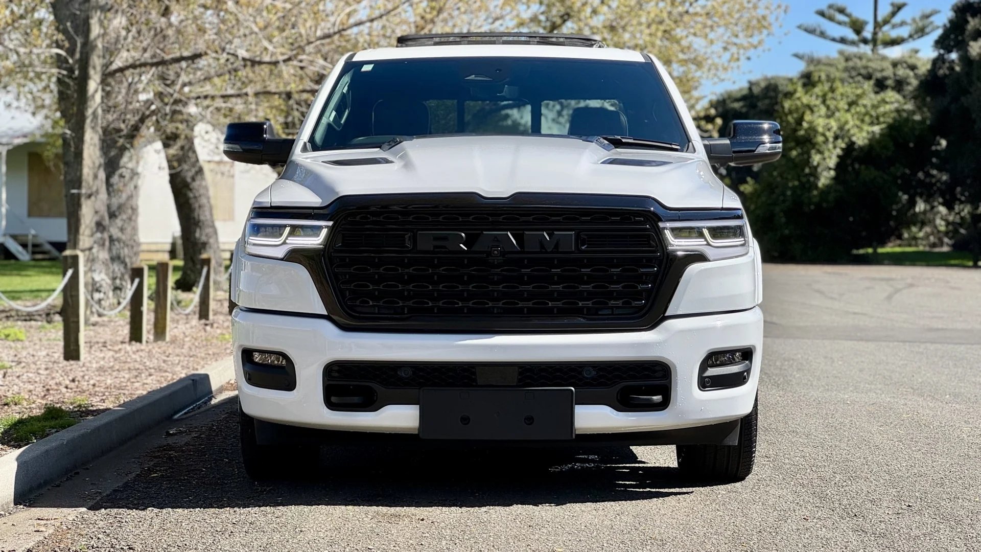 2026 RAM 1500 - Thumbnail 2