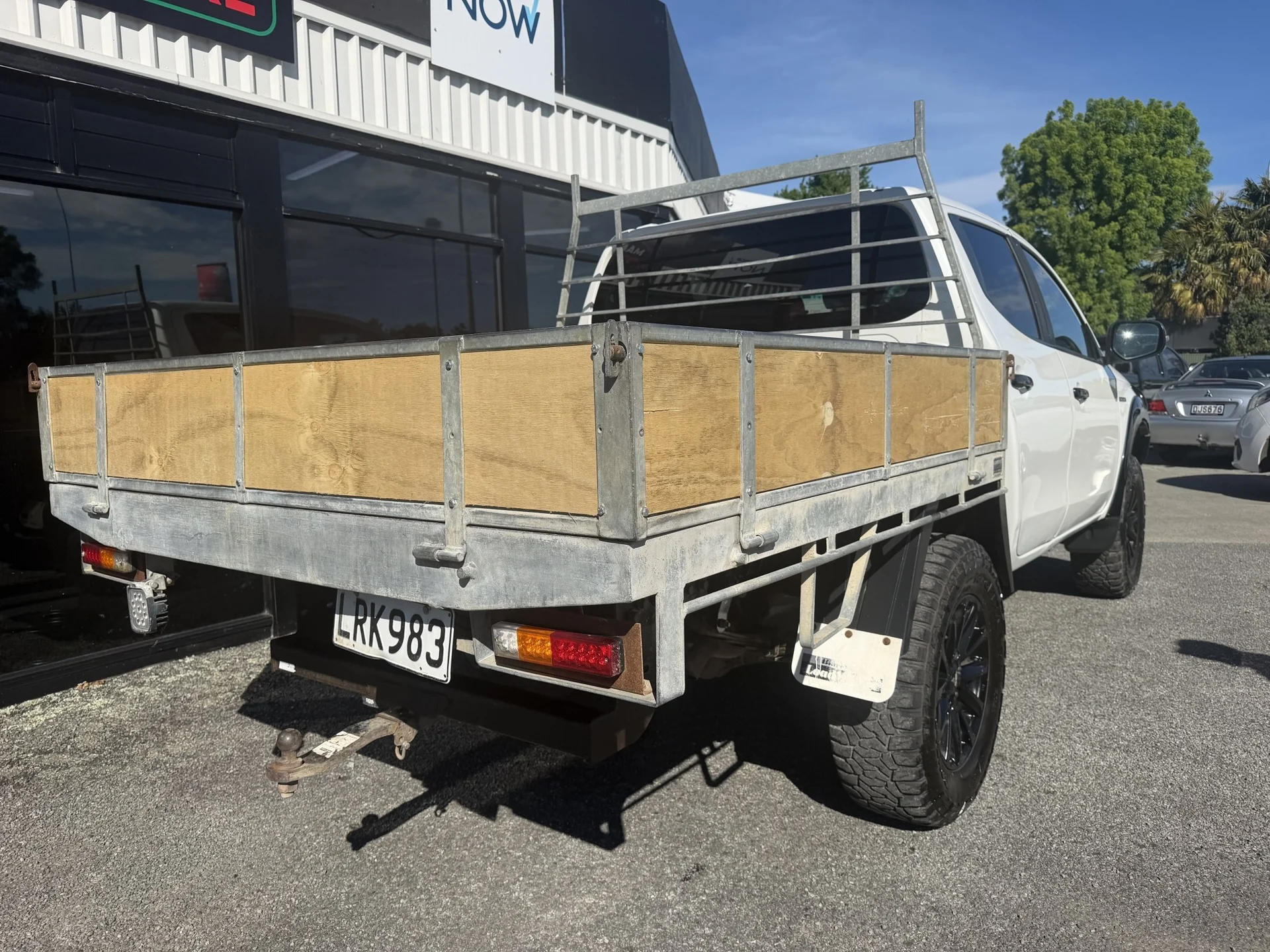 2018 Mitsubishi Triton DC Glsb 2.4D/4WD/5AT - Thumbnail 2