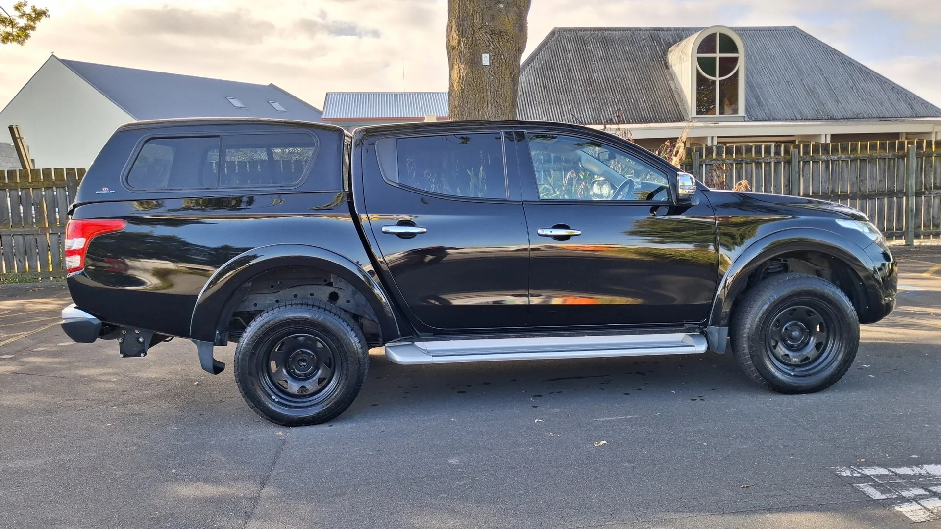 2018 Mitsubishi Triton - Thumbnail 3