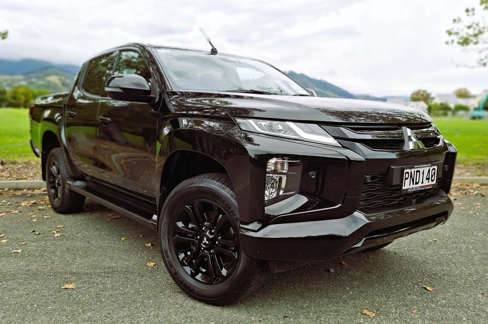 2023 Mitsubishi Triton - View 1