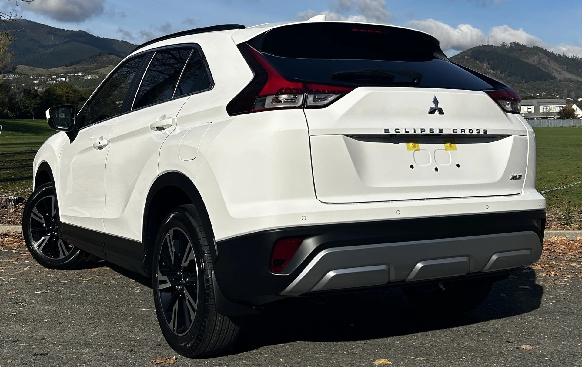 2026 Mitsubishi Eclipse Cross - Thumbnail 2
