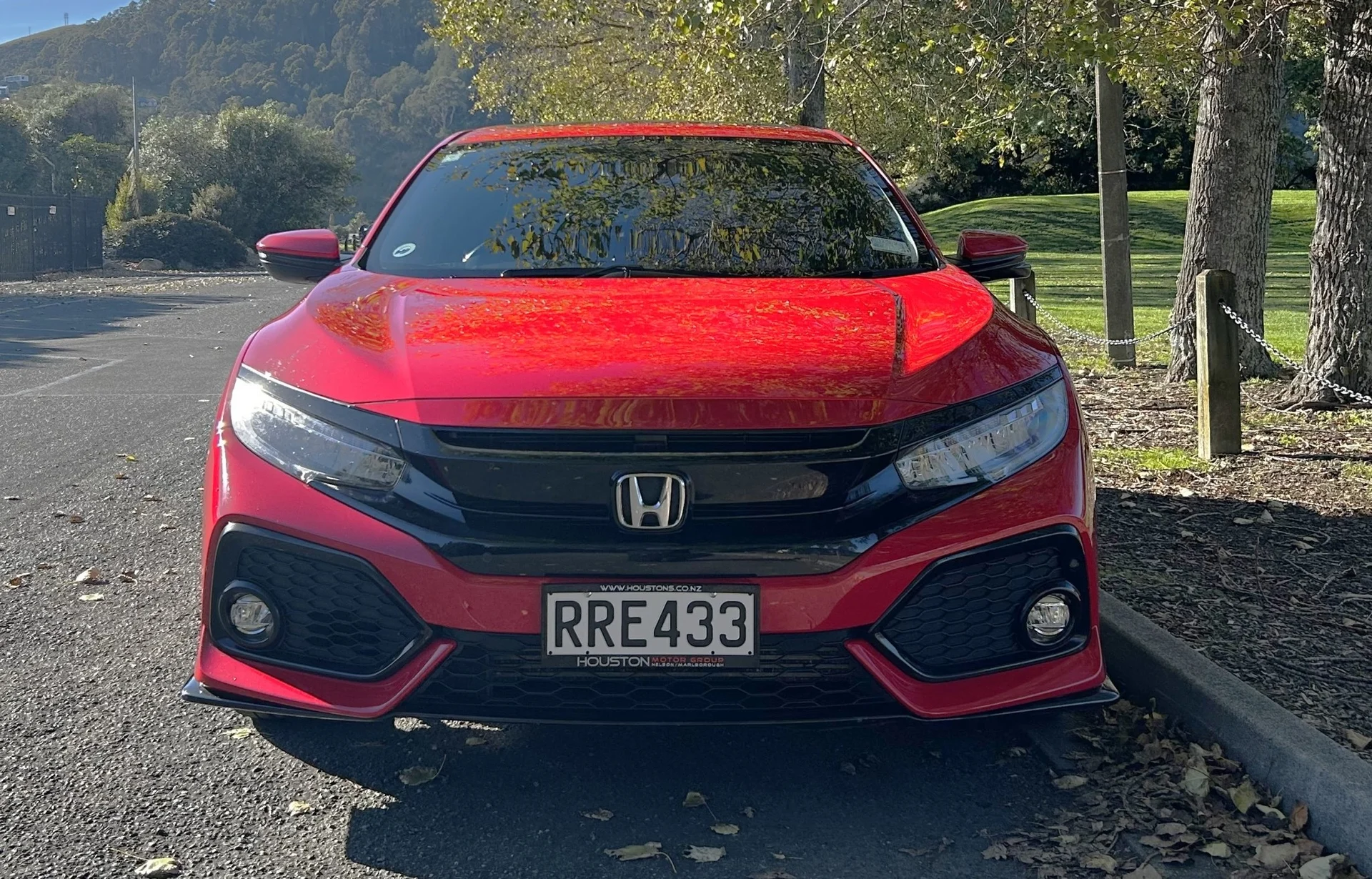 2018 Honda Civic - Thumbnail 3