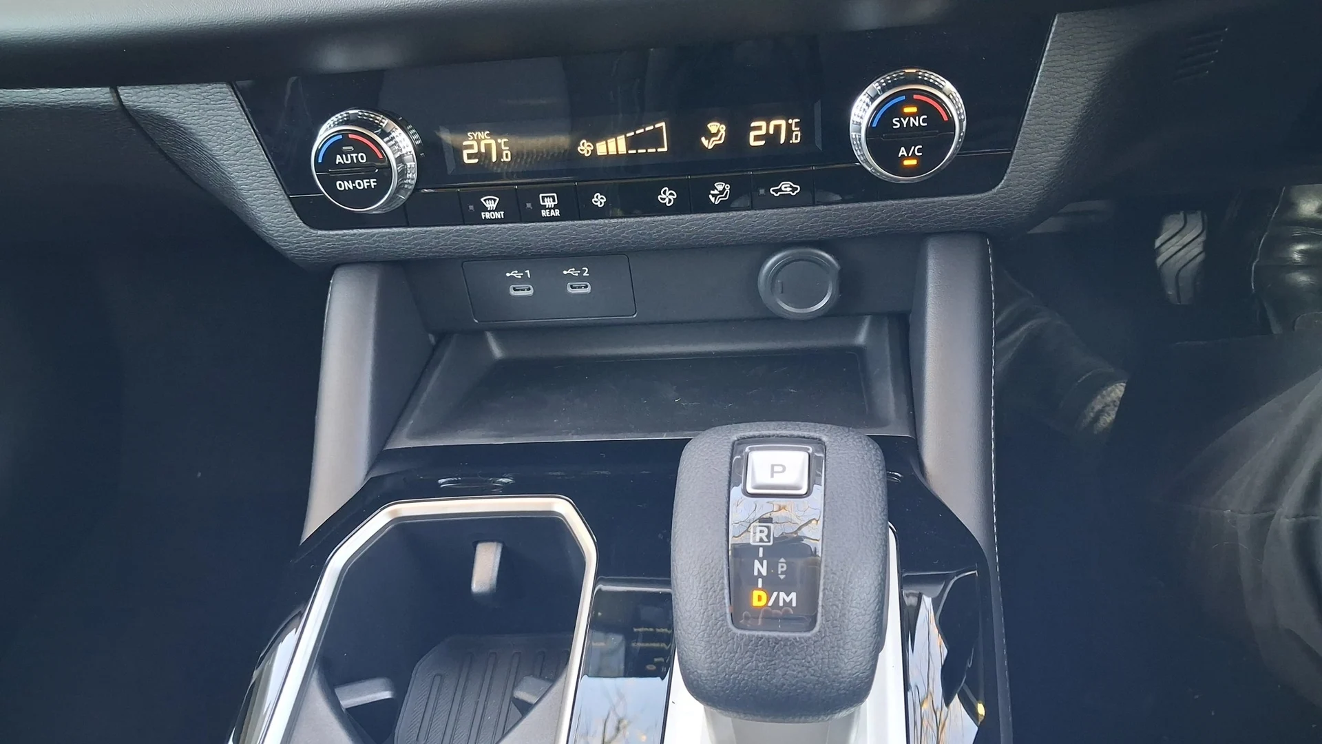 2026 Mitsubishi Outlander 2.5P LS 4WD CVT - Thumbnail 2