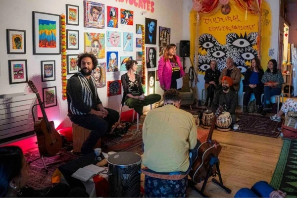 WHERE CONVERSATION SPEAKS AND MUSIC FLOWS - Cultural Conversations