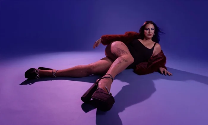 Hayley Sproull - Sproull on the Prowl