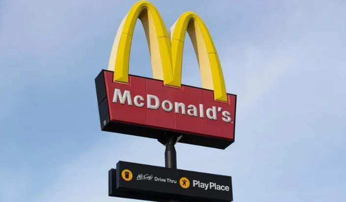 McDonalds Restaurant Nelson - View 1