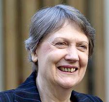 Clark backs bag ban
