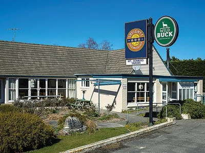 Tavern changing hands