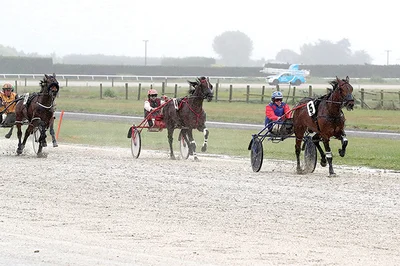 Fortune favours the brave in Timaru wet