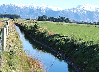 Stockwater race row divides neighbours
