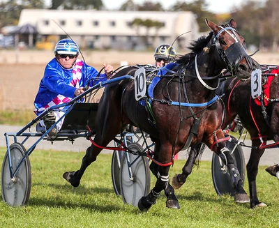 Locals star on Oamaru track